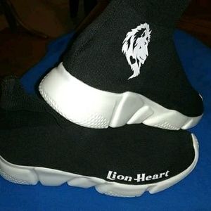 Lion heart apparel hightops